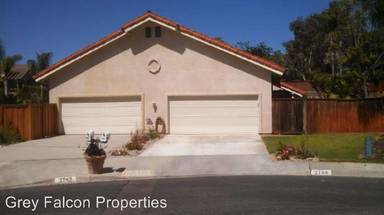 Main picture of 2744 Abejorro St