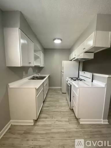 Main picture of 2120 Strawberry Rd