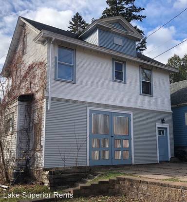 Main picture of 1917 1/2 E 1st St