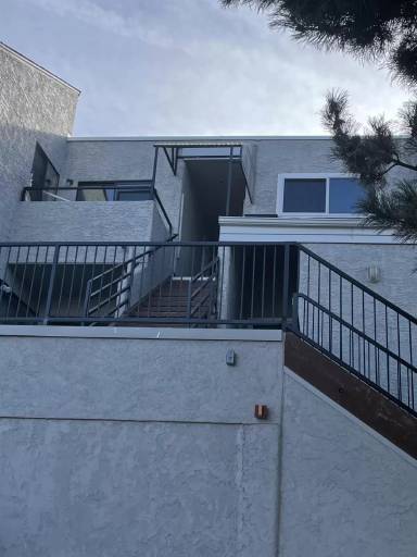 Main picture of 1825 Kendall St