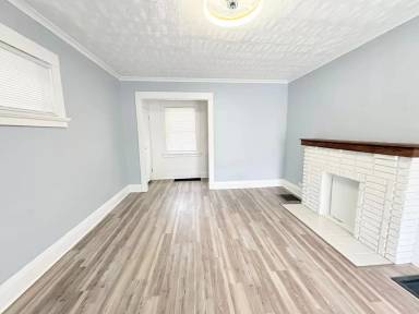 Main picture of 2324 Upton Ave