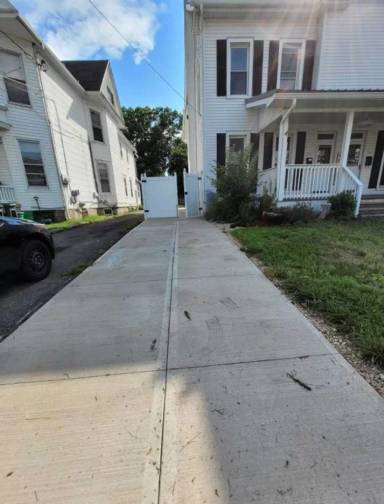 Main picture of 213 Montgomery Ave