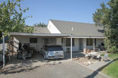 Main picture of 205 Fourth St