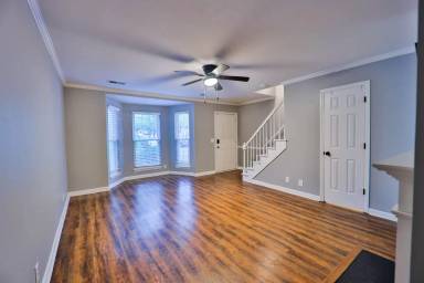 Main picture of 113 McMurray Cir