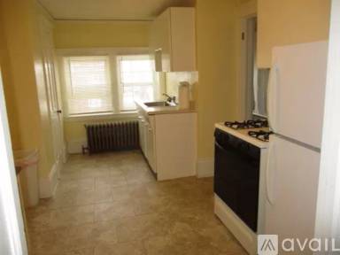 Main picture of 218 East Ave