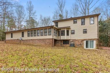 Main picture of 434 Forrest Ave