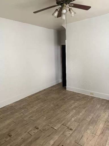 Main picture of 292 Glenn St