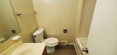 Main picture of 201 E Meadowview Rd