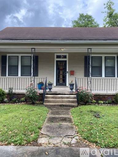 Main picture of 209 S Sterling St