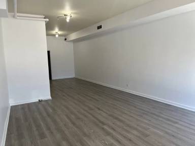 Main picture of 7204 N California Ave