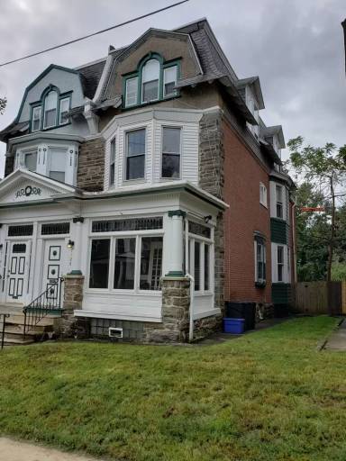 Main picture of 7128 Boyer St