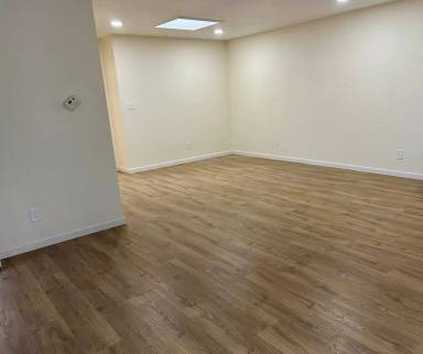 Main picture of 355 Willits St