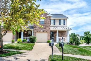 Main picture of 61 Country Village Ct