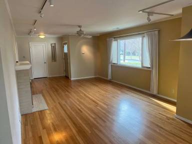 Main picture of 220 Alderbrook Dr