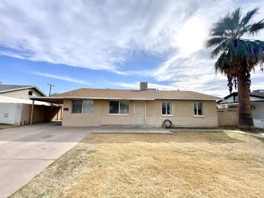 Main picture of 8137 W Trafalgar Ave