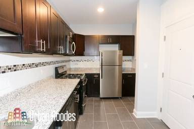 Main picture of 4701 N Albany Ave