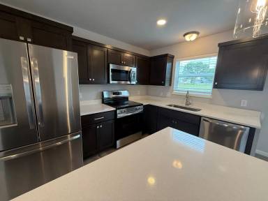 Main picture of 542 Stoddard Dr