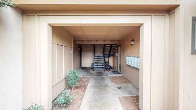 Main picture of 2305 McBride Ln