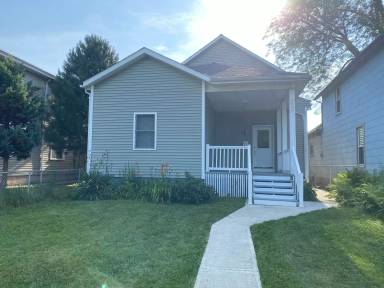 Main picture of 2640 Findley Ave