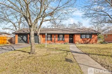 Main picture of 11805 Oak Trl