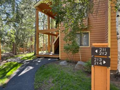 Main picture of 939 Incline Way