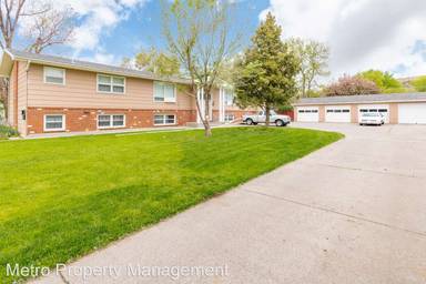 Main picture of 2119 8th Ave N
