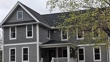 Main picture of 72 Main St
