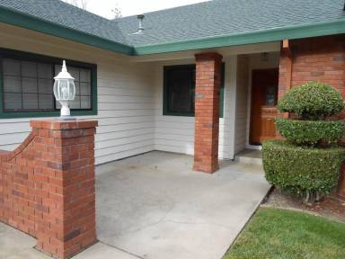 Main picture of 3706 Mount Ashland Ave