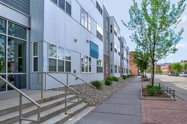 Main picture of 620 N Main Ave