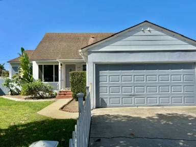 Main picture of 3158 Trinity Dr