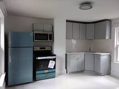 Main picture of 12 Clark St