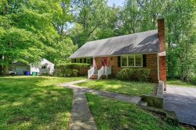 Main picture of 9710 Gwynn Park Dr