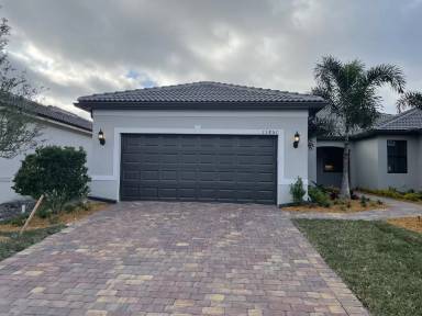 Main picture of 13851 Vadini St