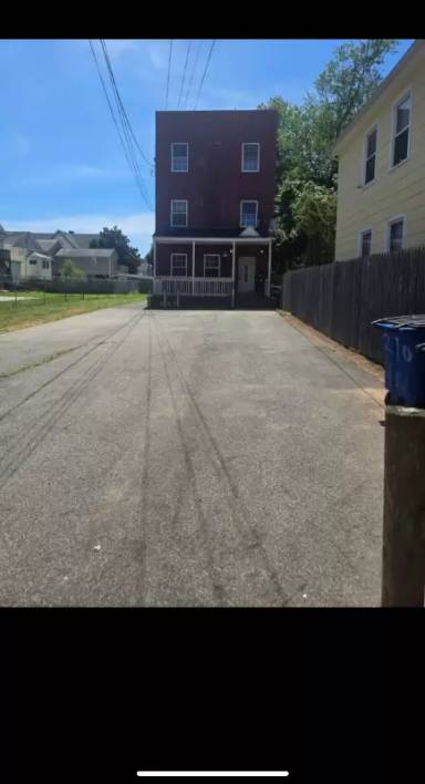 Main picture of 210 Rosette St