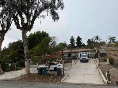 Main picture of 1390 Orpheus Ave