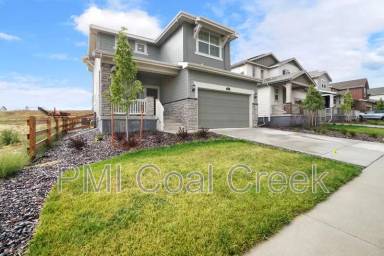 Main picture of 2480 Crescent Cir W