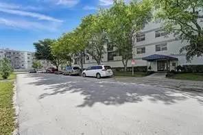 Main picture of 8950 NE 8th Ave