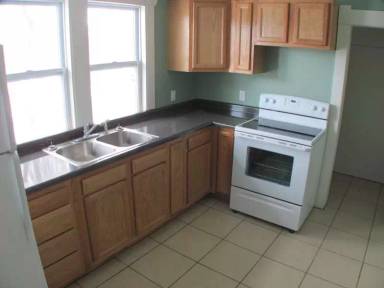 Main picture of 510 W Oakland Ave