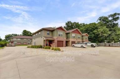 Main picture of 1302 S Lexington Ave