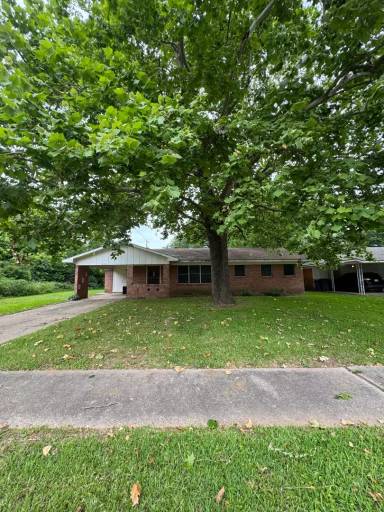 Main picture of 2501 Captain Sawyer Dr