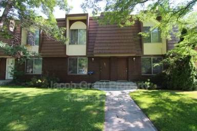 Main picture of 756 Whittier St