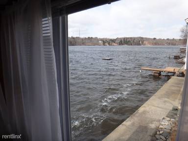 Main picture of 12 Lakeside Ln