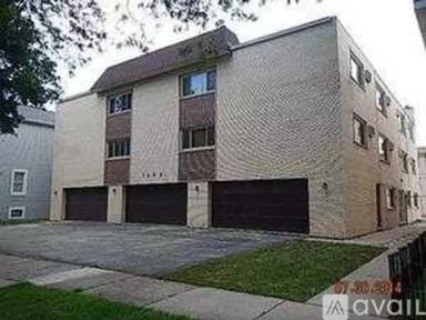 Main picture of 1363 Perry St