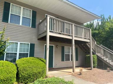 Main picture of 1705 Westbrook Dr