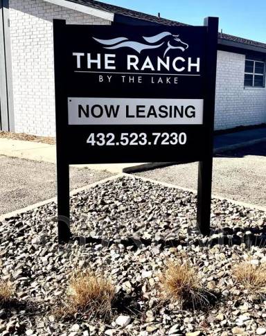 Main picture of 401 NW 8th St