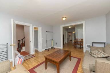 Main picture of 51 13th St