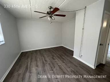 Main picture of 330 45th Ave S