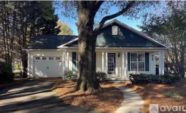 Main picture of 2250 Cherokee Ln
