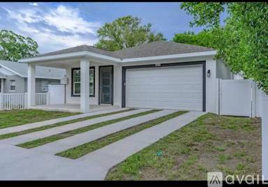 Main picture of 2421 E 29th Ave