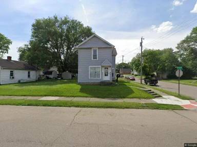 Main picture of 204 S Elm St
